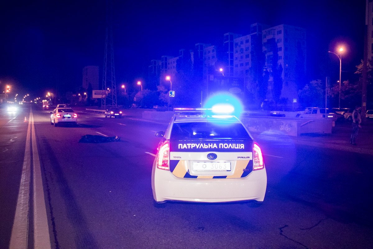 На месте работала патрульная полиция и следственно-оперативная группа