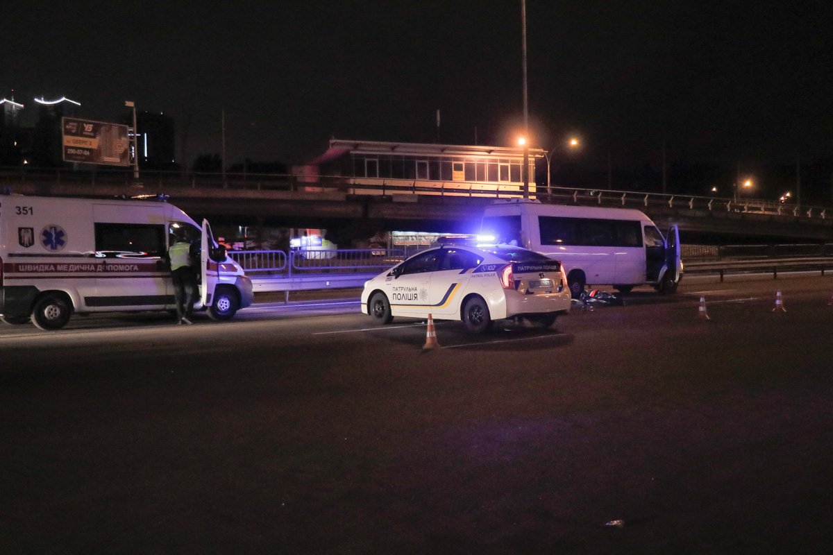 К сожалению, медикам, которые прибыли на место происшествия оставалось констатировать смерть К сожалению, медикам, которые прибыли на место происшествия оставалось констатировать смерть