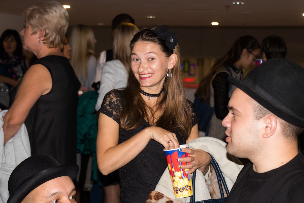 Гости на допремьерный показ нарядились в стиль 1930-ых годов