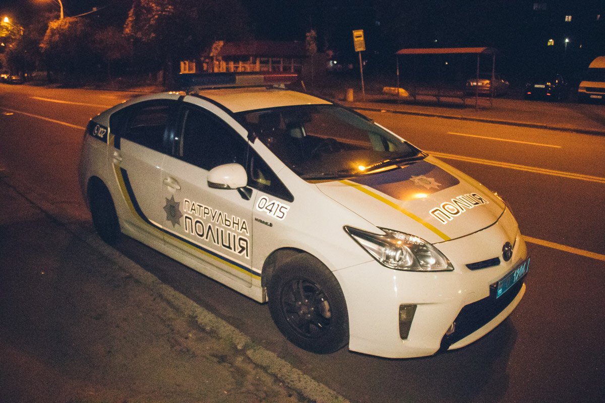 На месте работали медики, патрульная полиция и следственно-оперативная группа