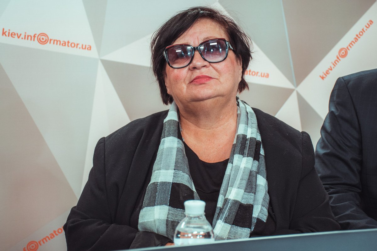 Сейчас контроль за санитарным состоянием торговых точек фактически лег на плечи самих предпринимателей Сейчас контроль за санитарным состоянием торговых точек фактически лег на плечи самих предпринимателейСейчас контроль за санитарным состоянием торговых точек фактически лег на плечи самих предпринимателей