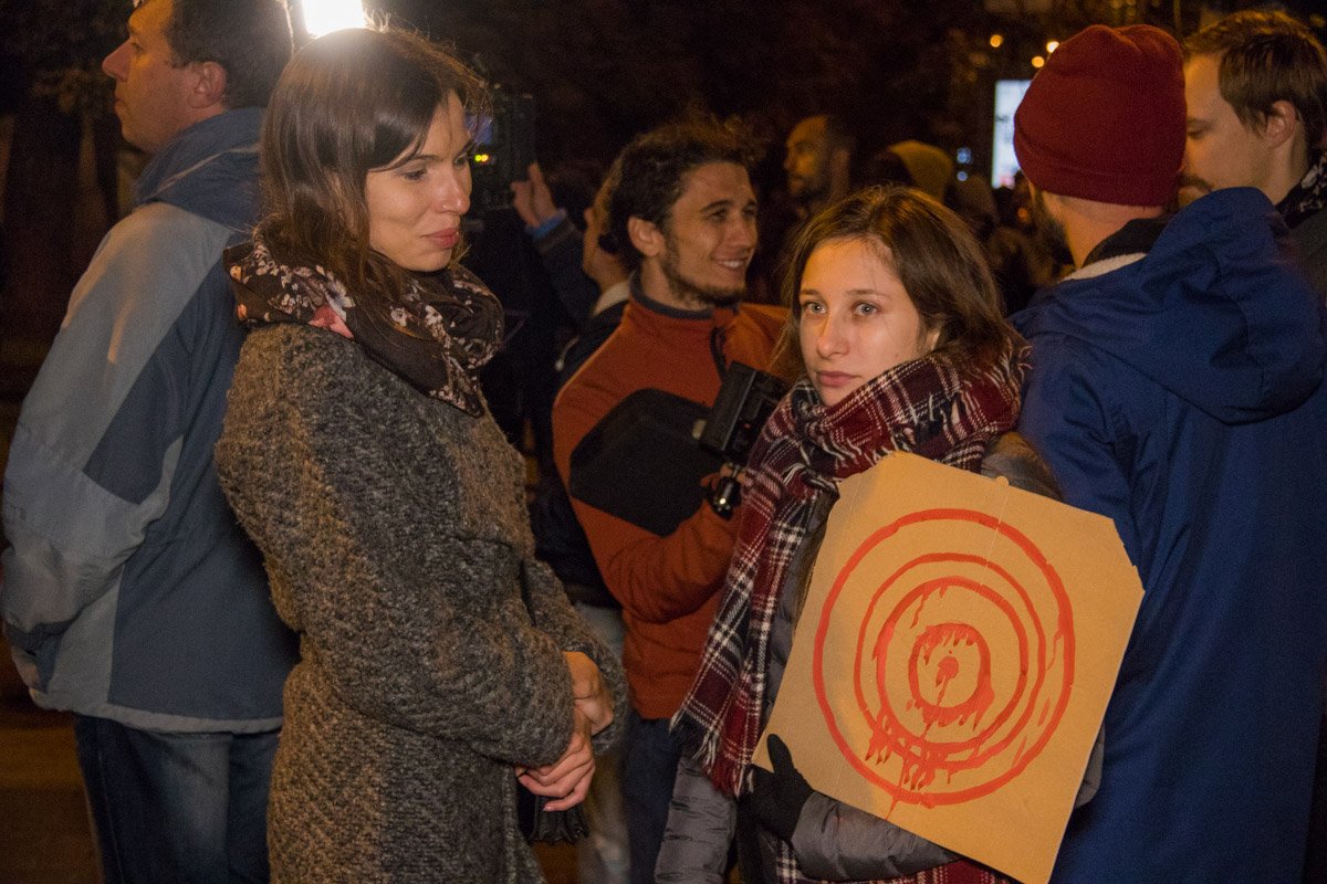 Они требовали защиты для других активистов, на которых совершали нападения Они требовали защиты для других активистов, на которых совершали нападения