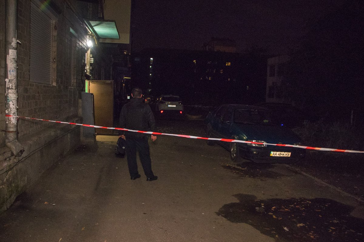 В Киеве сын под наркотиками взял в заложники свою мать