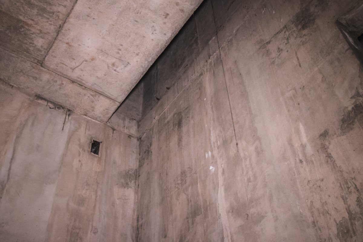 15-летний подросток упал в проем недостроенного здания