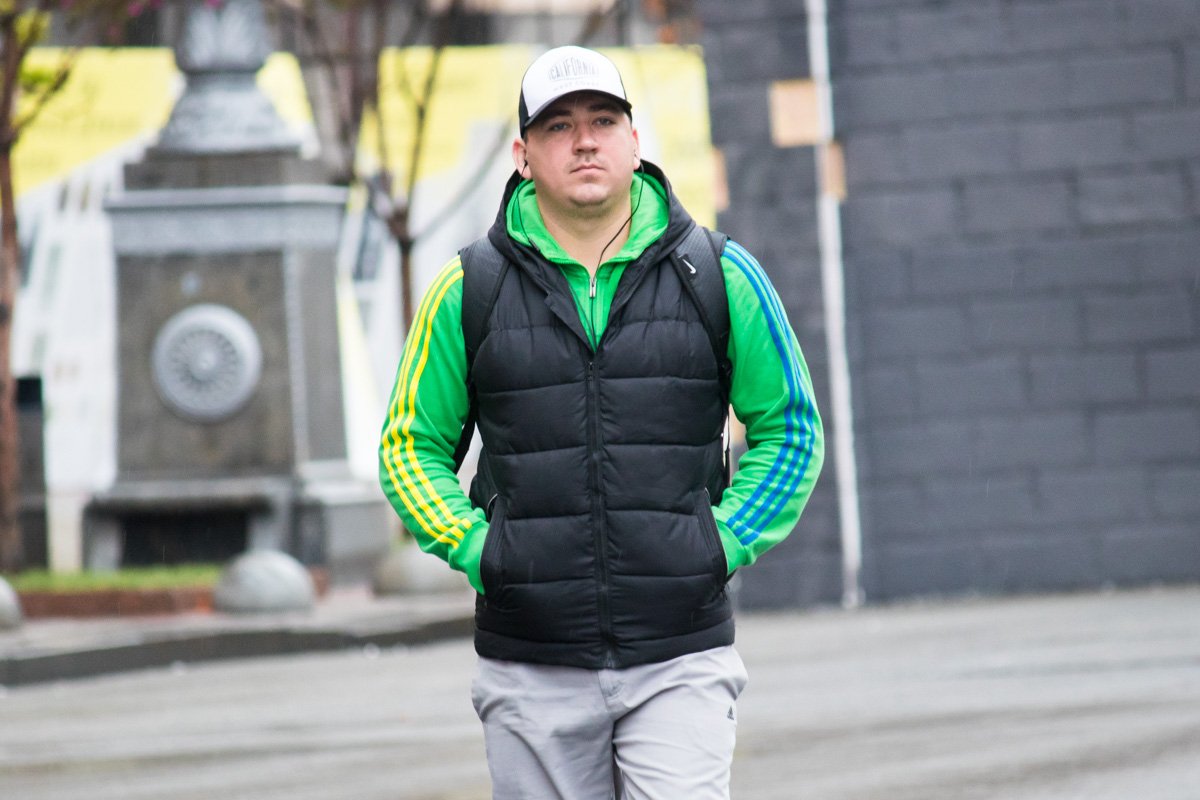 В своих мыслях дождю не место В своих мыслях дождю не место