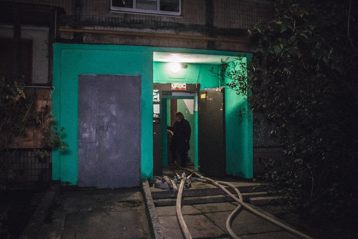 В жилище спасатели обнаружили труп мужчины В жилище спасатели обнаружили труп мужчины