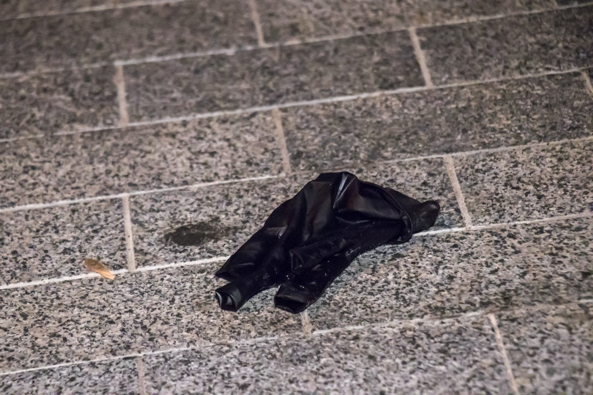 Смертельное ранение получил один из злоумышленников, тело которого позже обнаружили недалеко от места событий