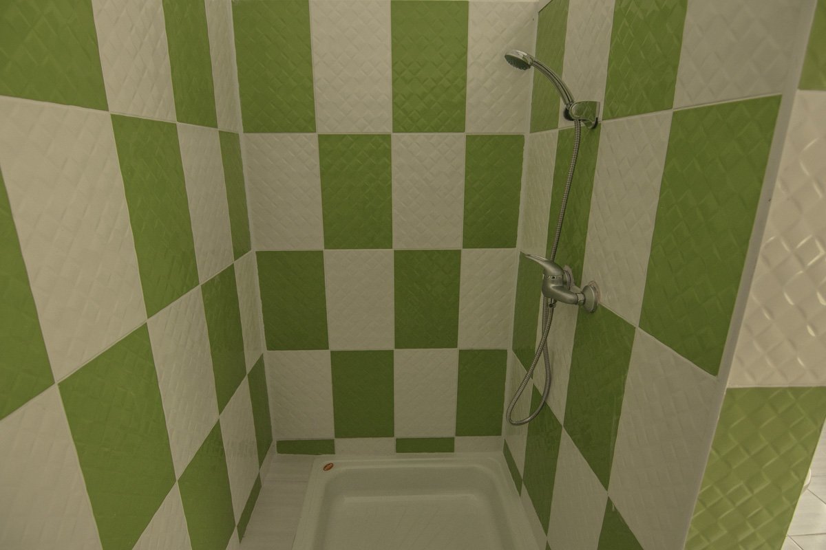 Так выглядит отремонтированный душ Так выглядит отремонтированный душ