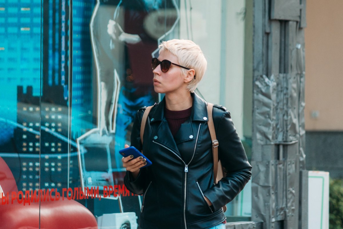 Глазами пробежаться по витринам... 