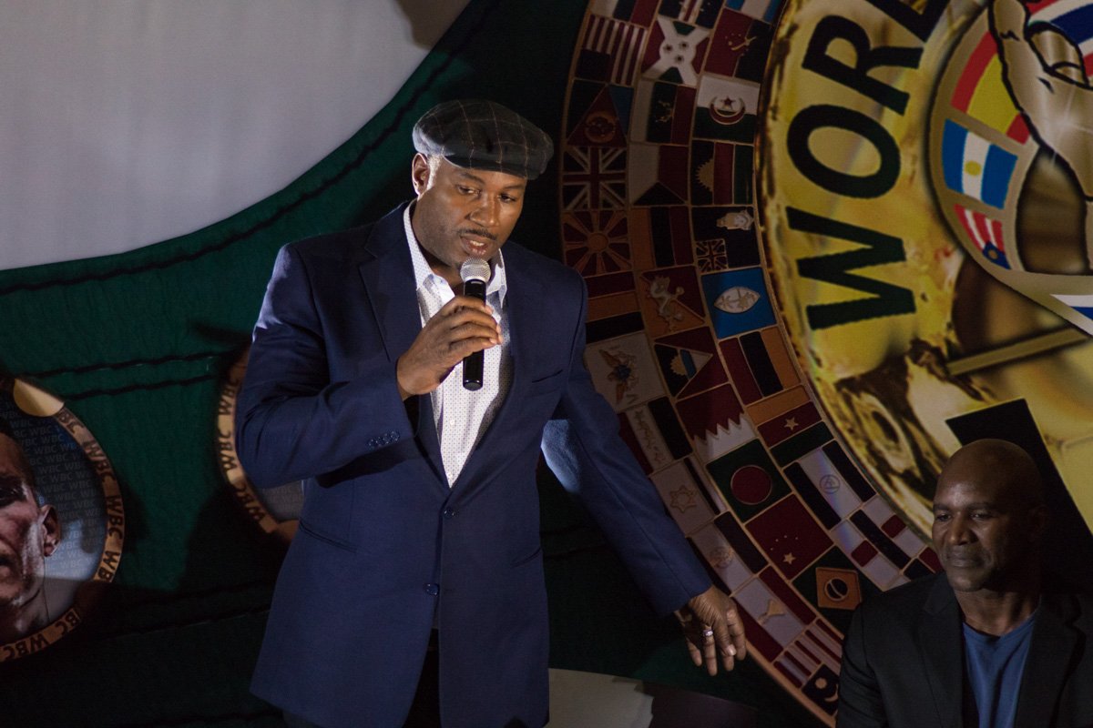 Когда немножко задумался Когда немножко задумался