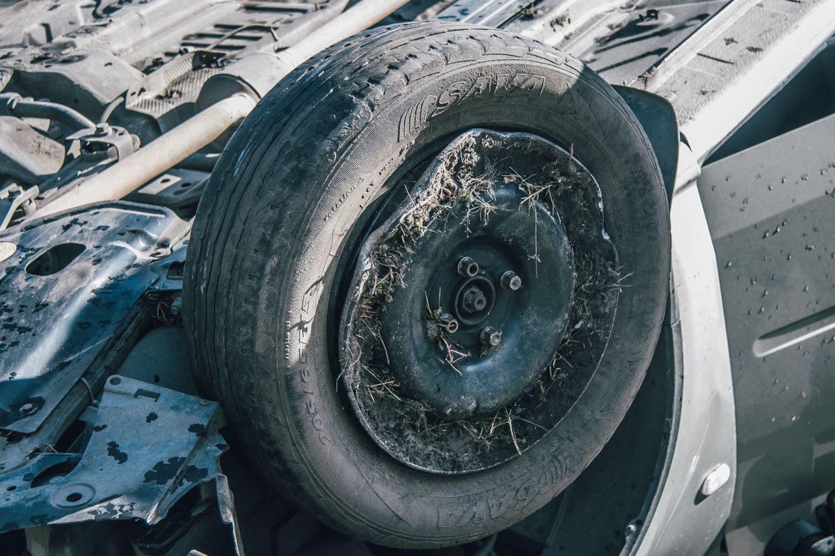 Lada врезалась в Fiat и перевернулась Lada врезалась в Fiat и перевернулась