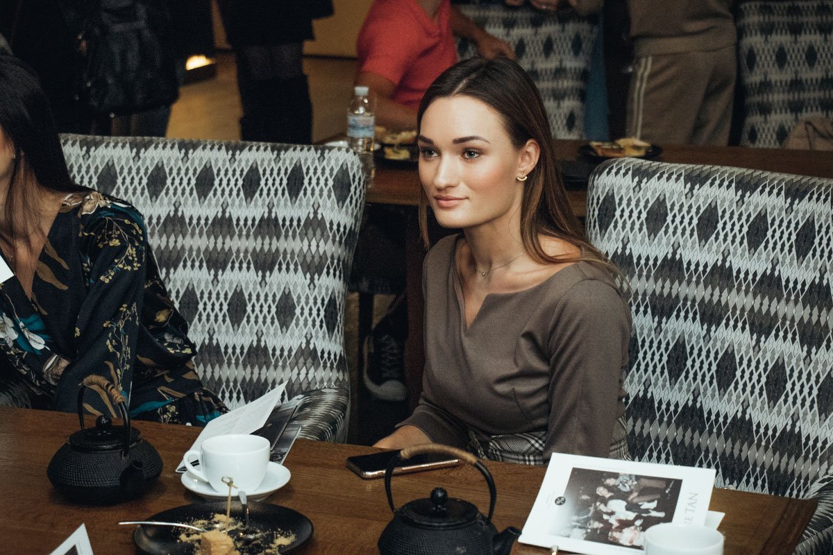 Диана Глостер тоже не смогла пройти мимо новой коллекции