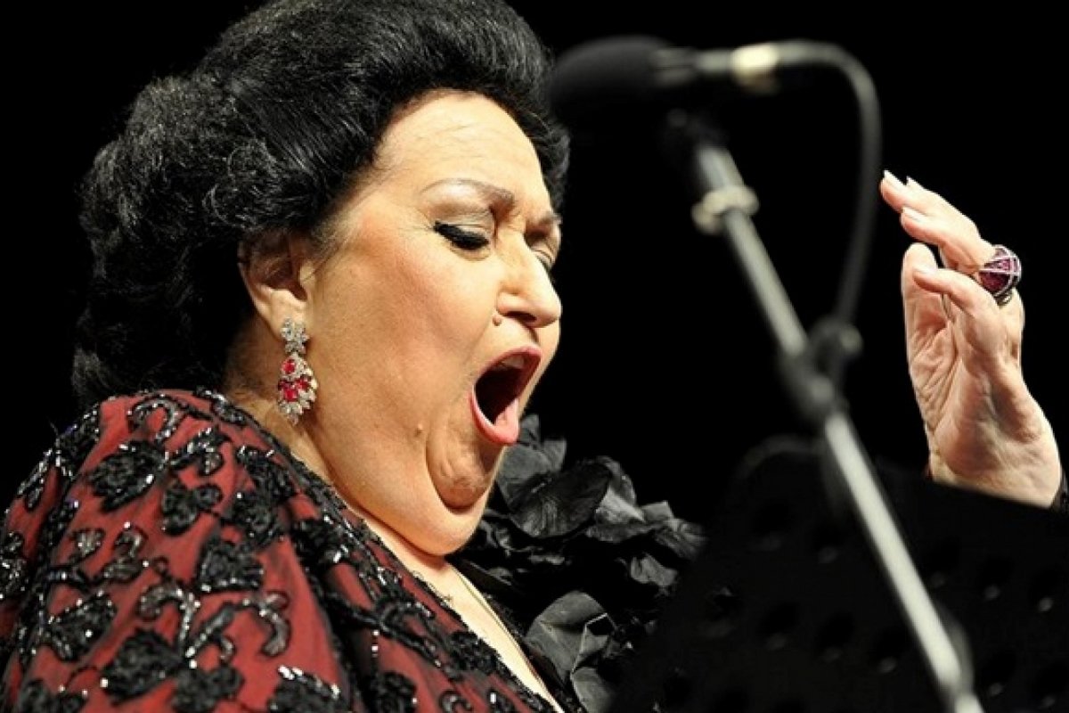 Известная испанская певица Монсеррат Кабалье умела в возрасте 85 лет Известная испанская певица Монсеррат Кабалье умела в возрасте 85 лет