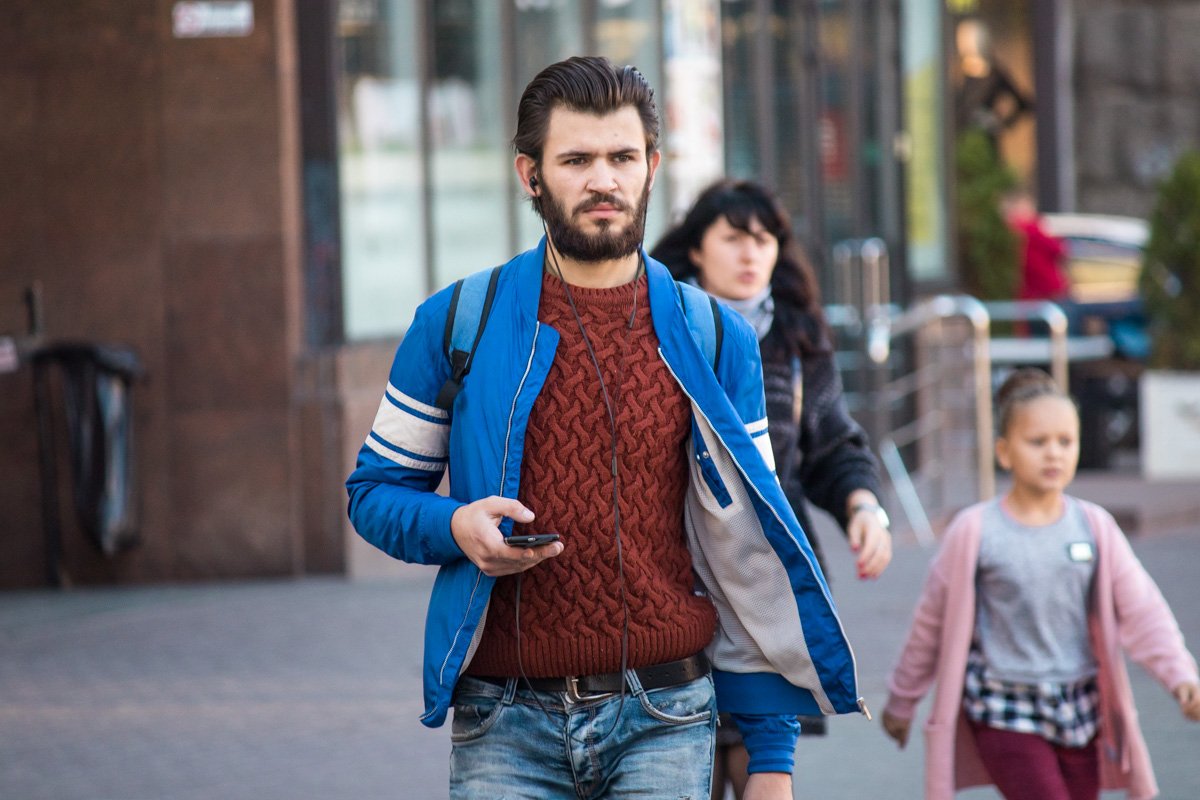 Мужчину красят две вещи: борода и крутой свитер