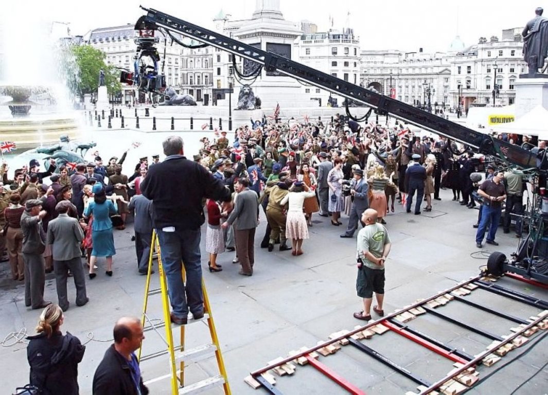 Такое количество массовки влетит в копеечку Такое количество массовки влетит в копеечку