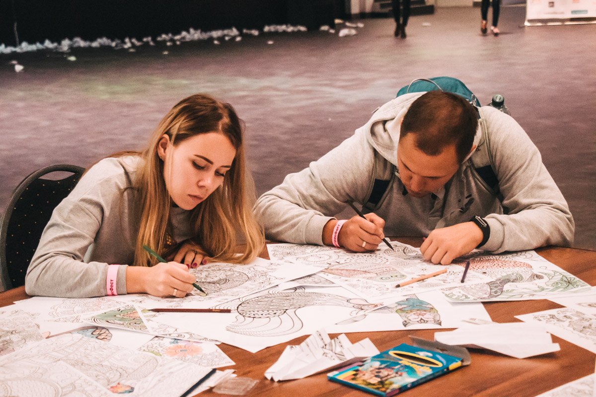 Рисование - один из способов борьбы со стрессом Рисование - один из способов борьбы со стрессом