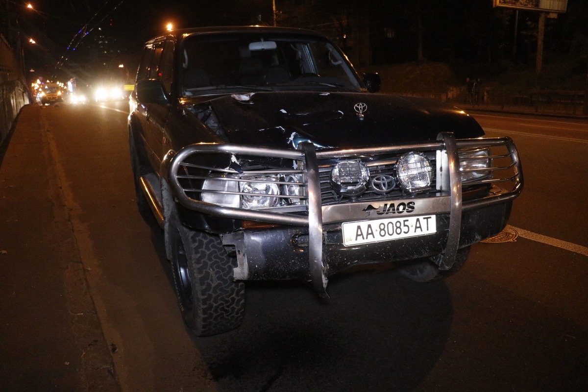 Погибший выскочил перед Toyota Погибший выскочил перед Toyota