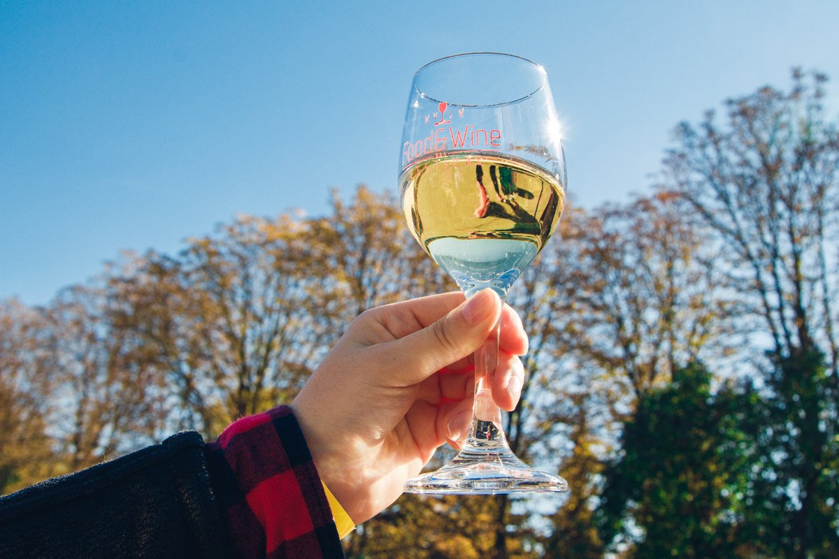 Винишко золотой осенью - это прекрасно! Винишко золотой осенью - это прекрасно!