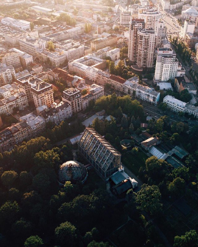 Ботанический сад с высоты птичьего полета. Фото: @4ndrewmk