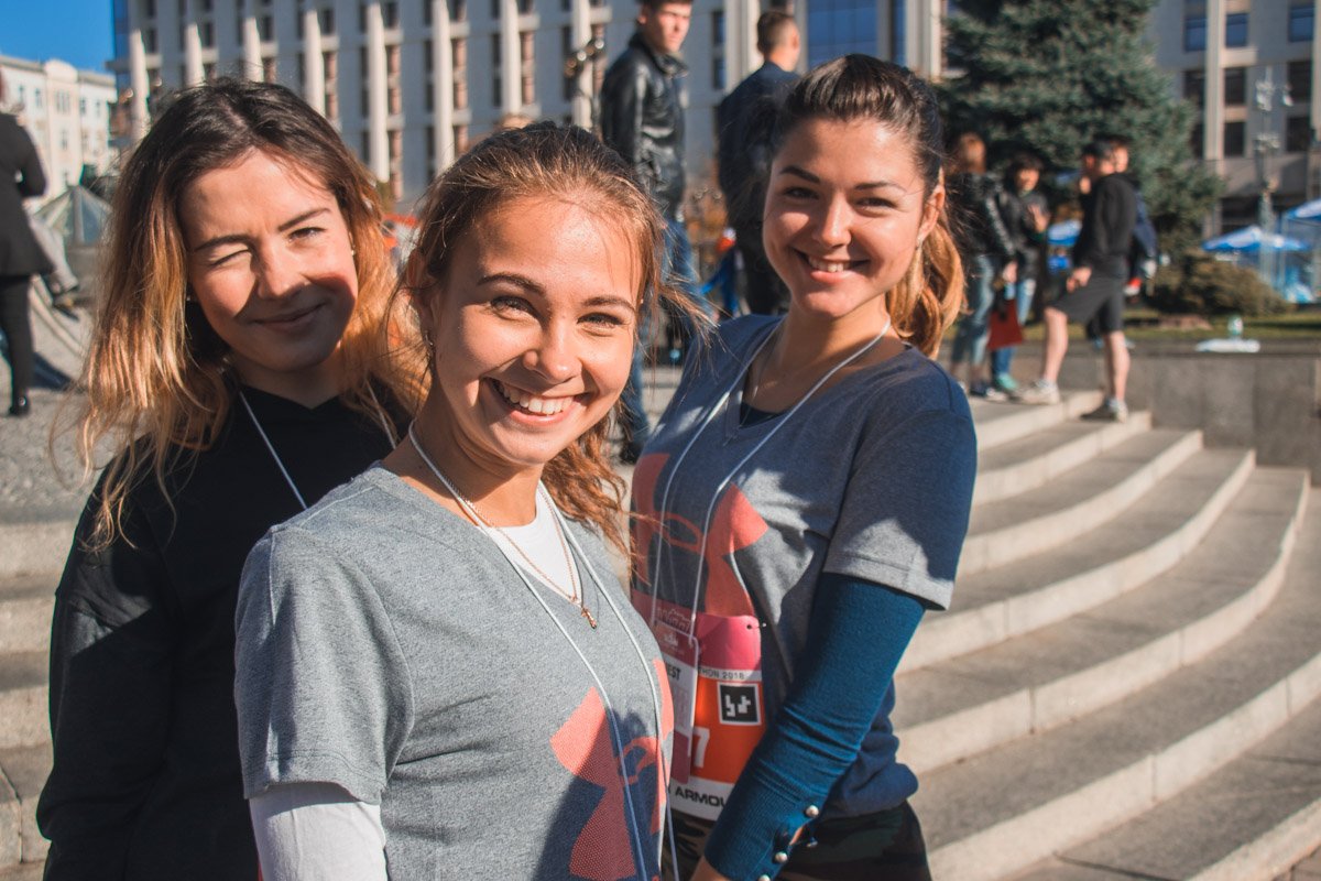 Бег по утрам - залог хорошего настроения Бег по утрам - залог хорошего настроения