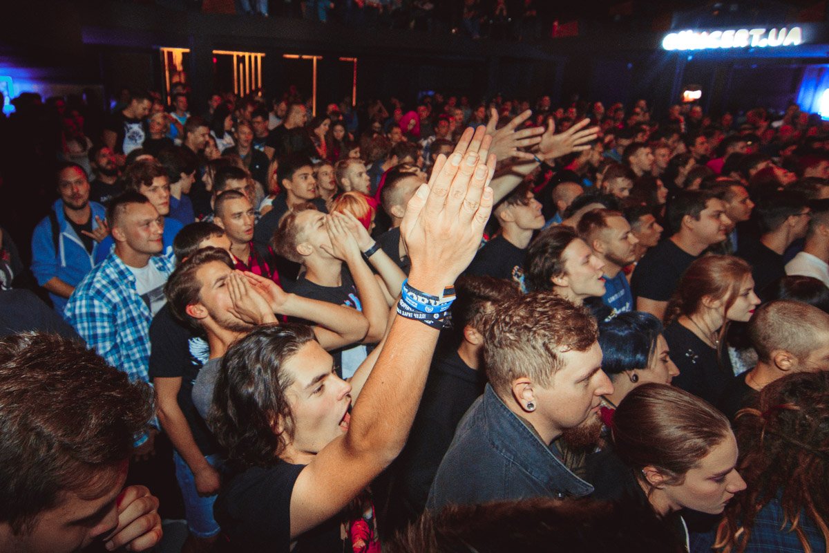 В ожидании кумиров 