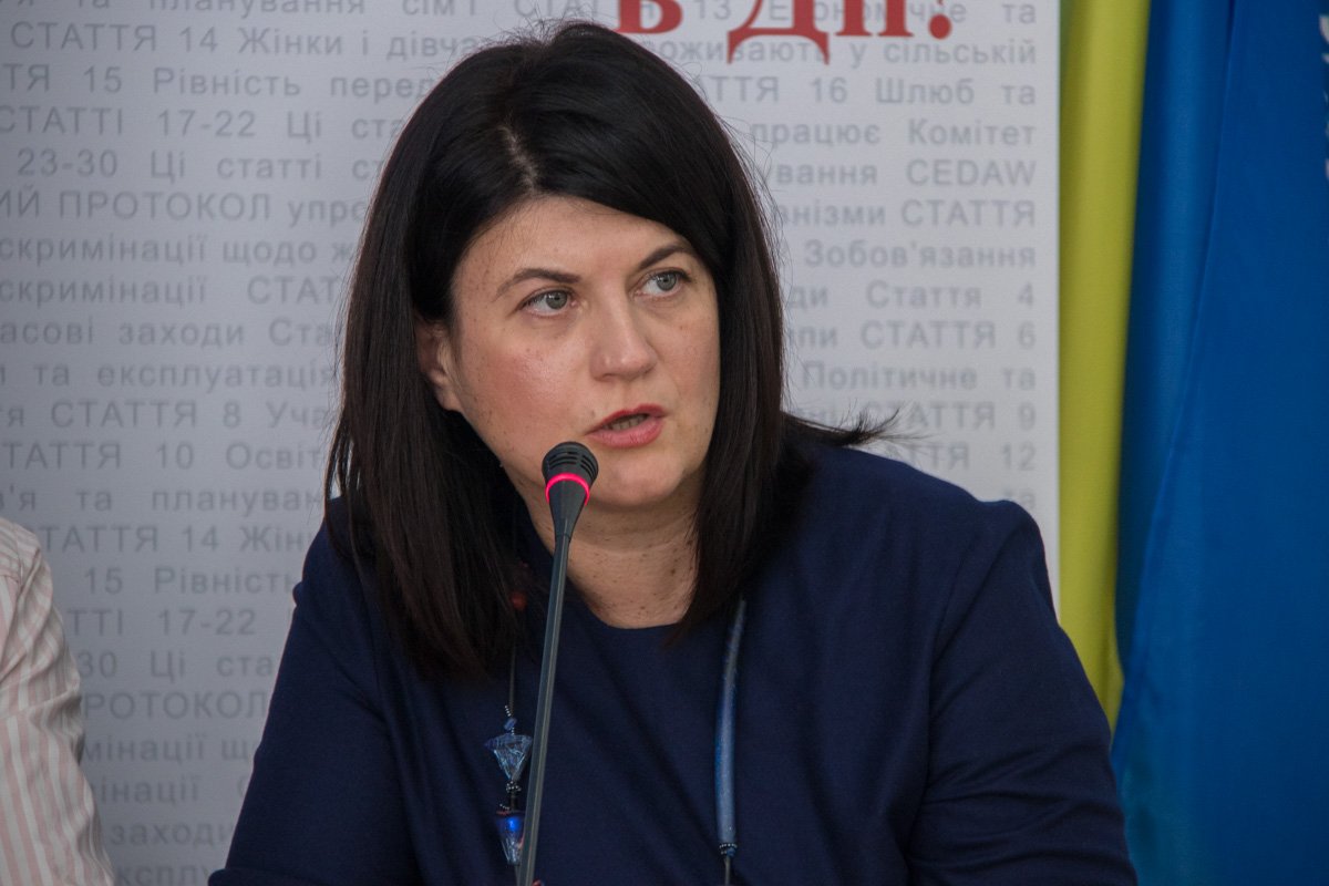 Лариса Денисенко - автор идеи социальной кампании #ЯзахищаюЇї