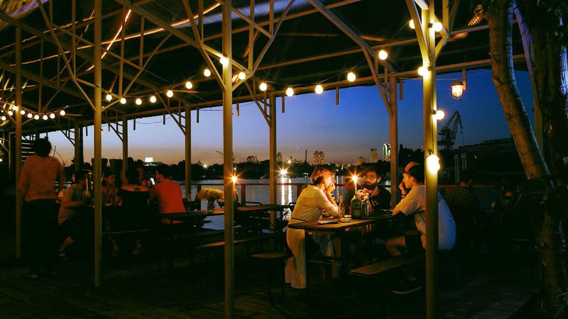 River Port - удачное сочетание электронной музыки и нереальной атмосферы