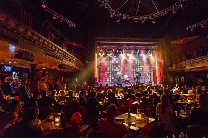 Шоу от одного из самых ярких и запоминающихся комиков - Максима Вышинского Шоу от одного из самых ярких и запоминающихся комиков - Максима Вышинского