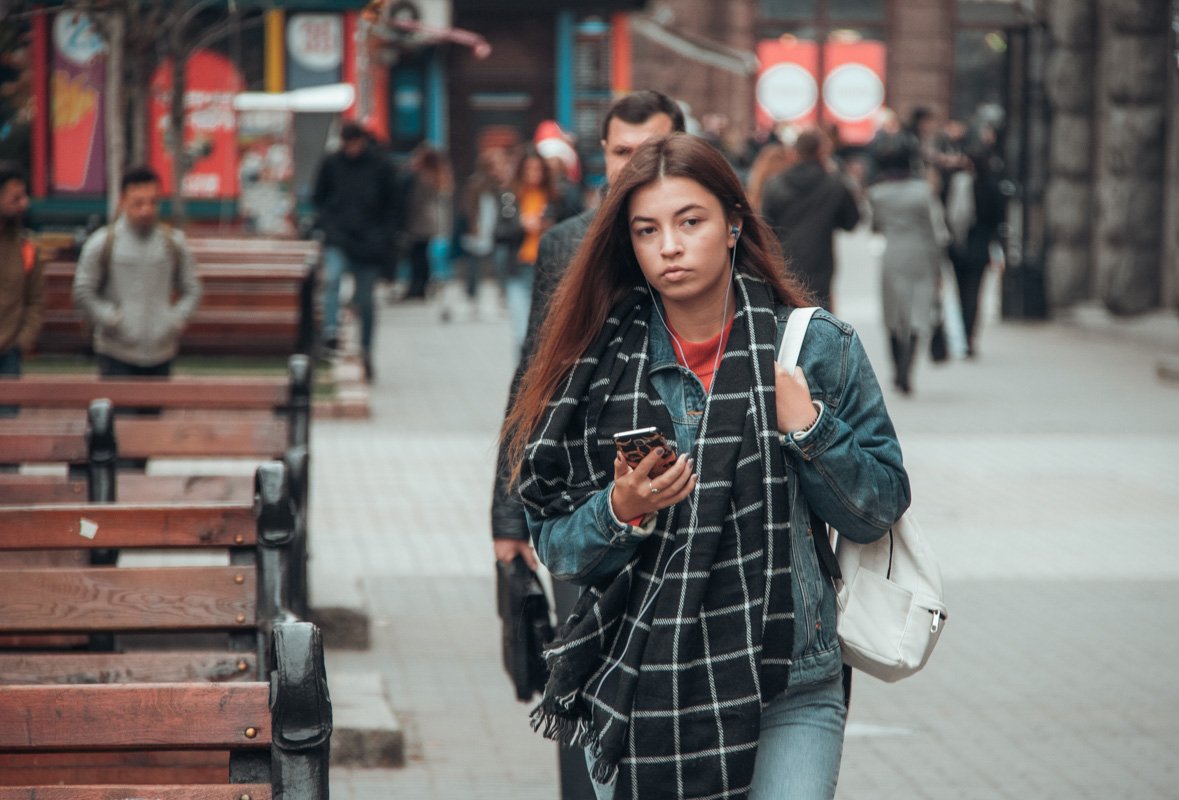 И музыка не спасает... И музыка не спасает...