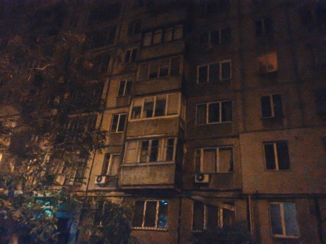 В Киеве в Днепровском районе загорелся подвал