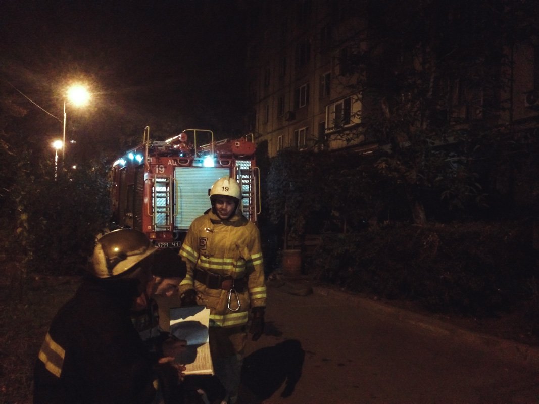 Как оказалось, в подвале произошло короткое замыкание