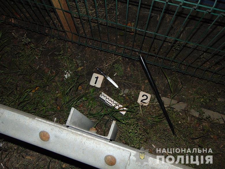 Недалеко от места происшествия полицейские нашли орудие нападения