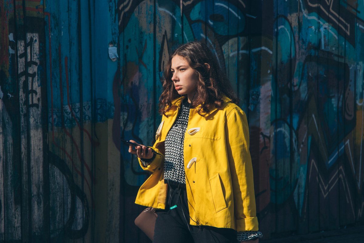 Вы сами создаете фон