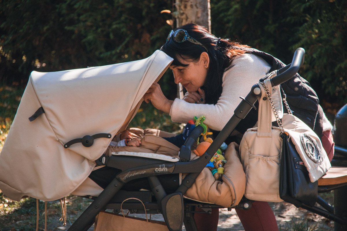 Дневной сон на свежем воздухе полезен не только малышам