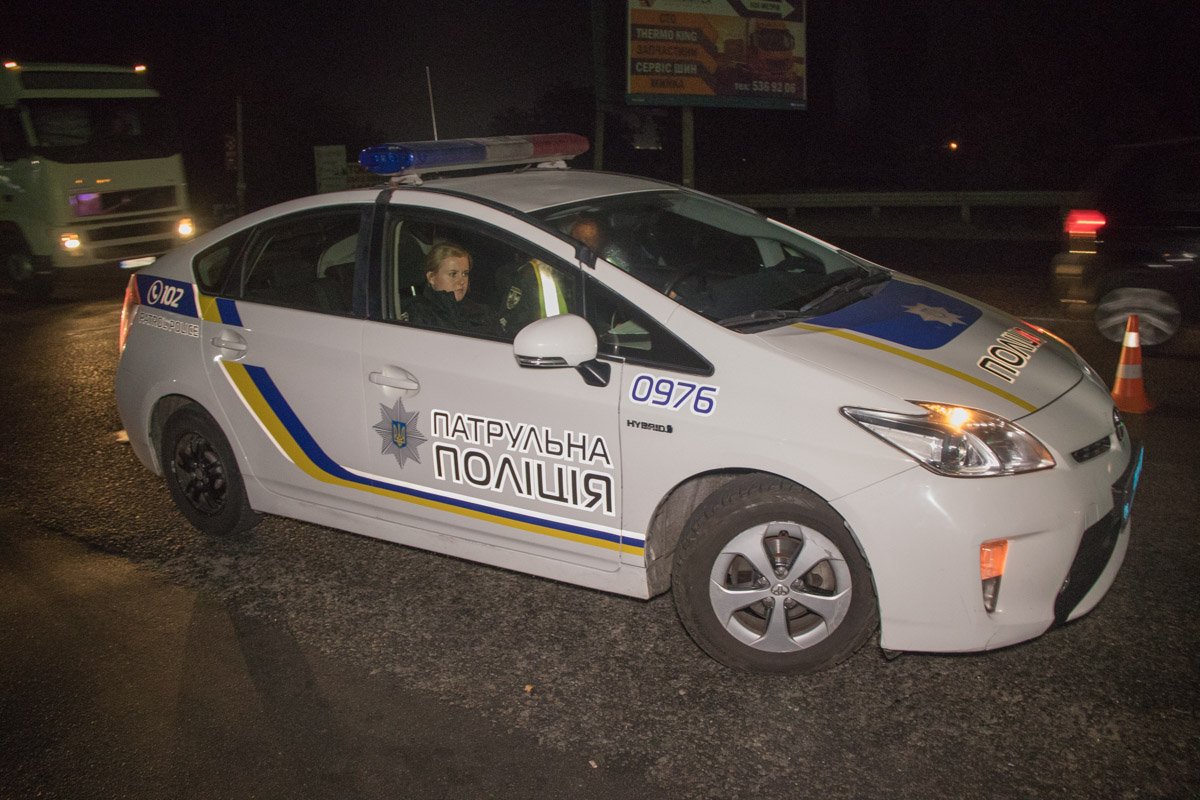 На месте работал экипаж патрульной полиции и «скорая».