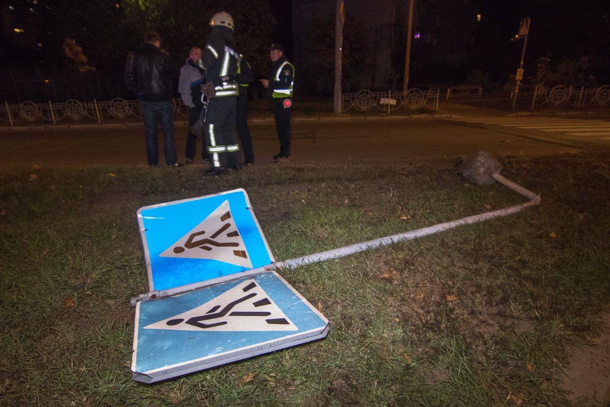 Авария случилась примерно в 01:10