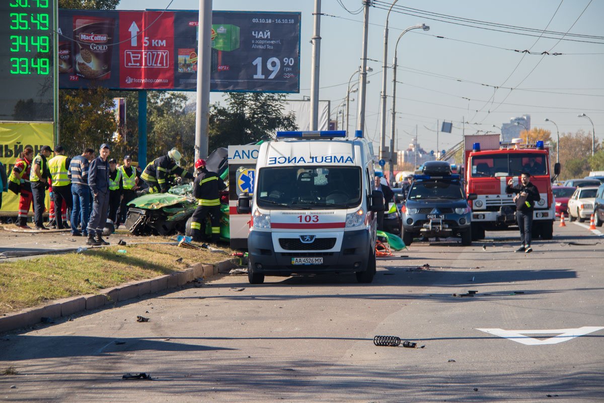 По словам отчевидцев, хетчбек ехал на высокой скорости