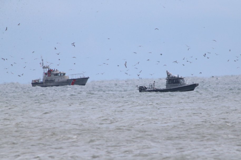 Небольшой частный самолет с тремя пассажирами на борту упал в Атлантический океан