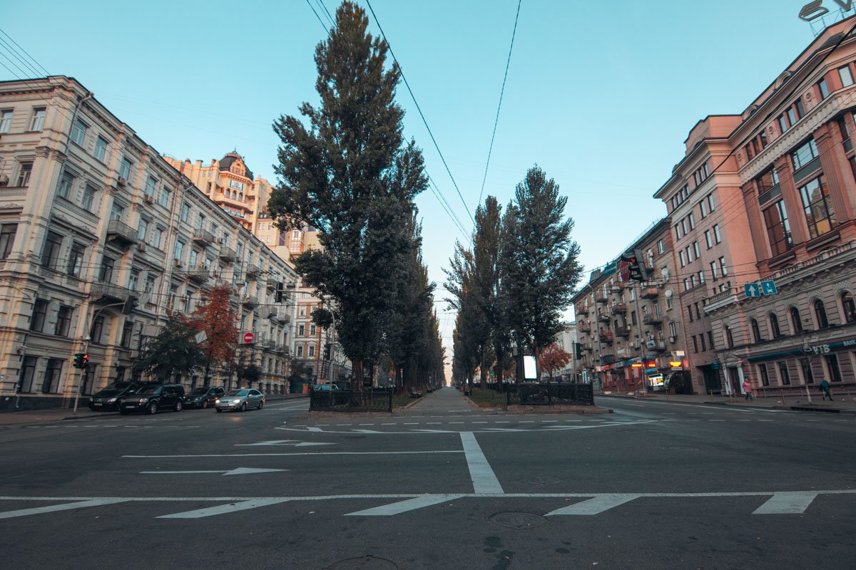 Еще пару часов и солнышко согреет своими лучами тех, кто-все таки выбрался на улицу Еще пару часов и солнышко согреет своими лучами тех, кто-все таки выбрался на улицу