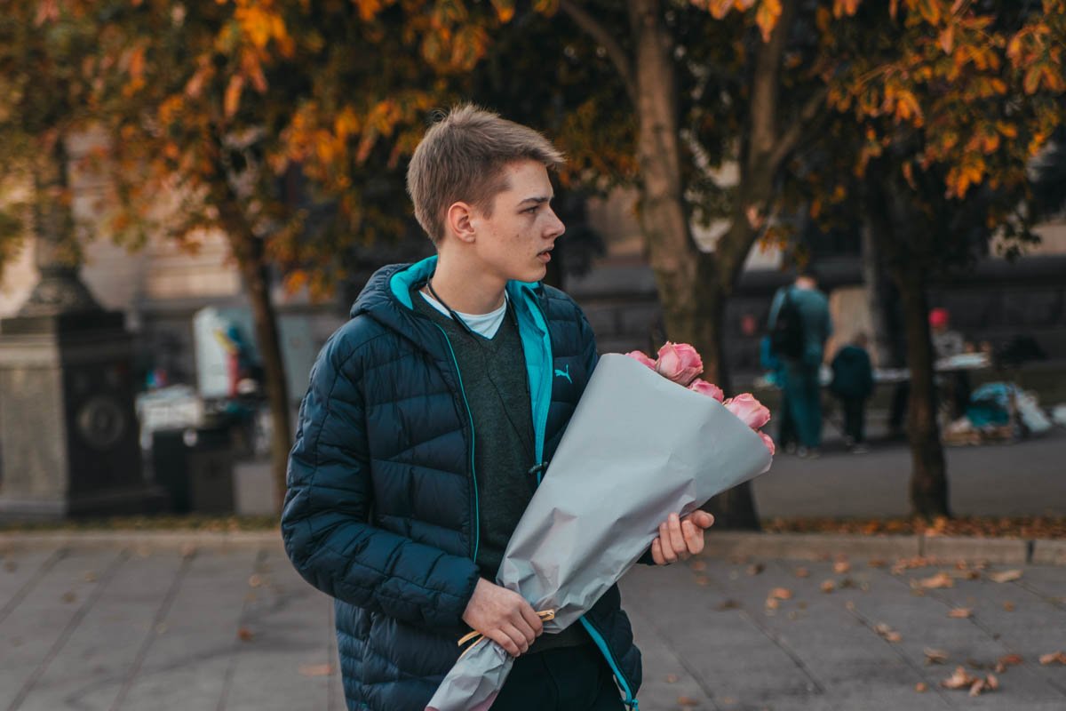 Юный принц ожидает свою принцессу Юный принц ожидает свою принцессу