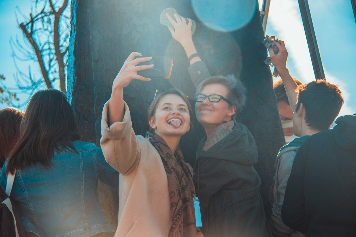 Ну а как же без селфи? Не сфоткался - не был на акции