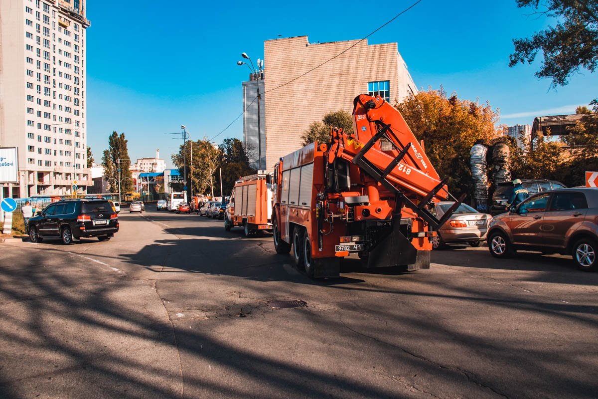 На происшествие прибыла специальная аварийно-спасательная пожарная машина , но использовать ее не пришлось
