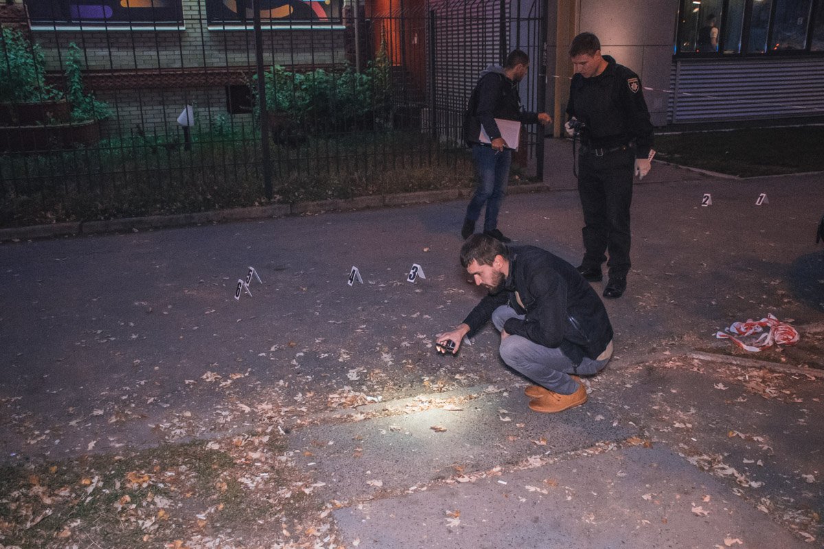 На месте работала полиция и следственно-оперативная группа