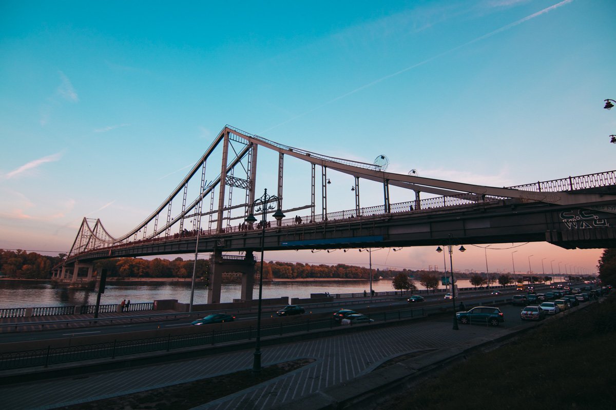 Чтобы любоваться красивыми закатами, достаточно просто дождаться вечера