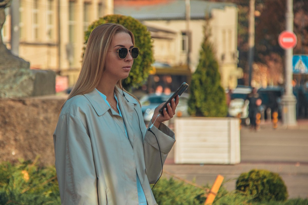 Осень, не осень, а в тени все равно приятнее Осень, не осень, а в тени все равно приятнее