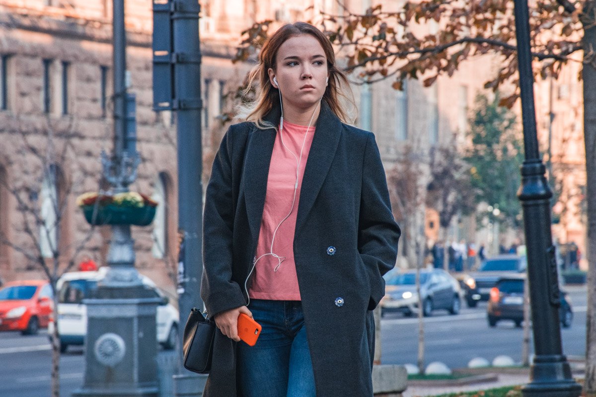 Высматриваем повод хорошо провести этот вечер 