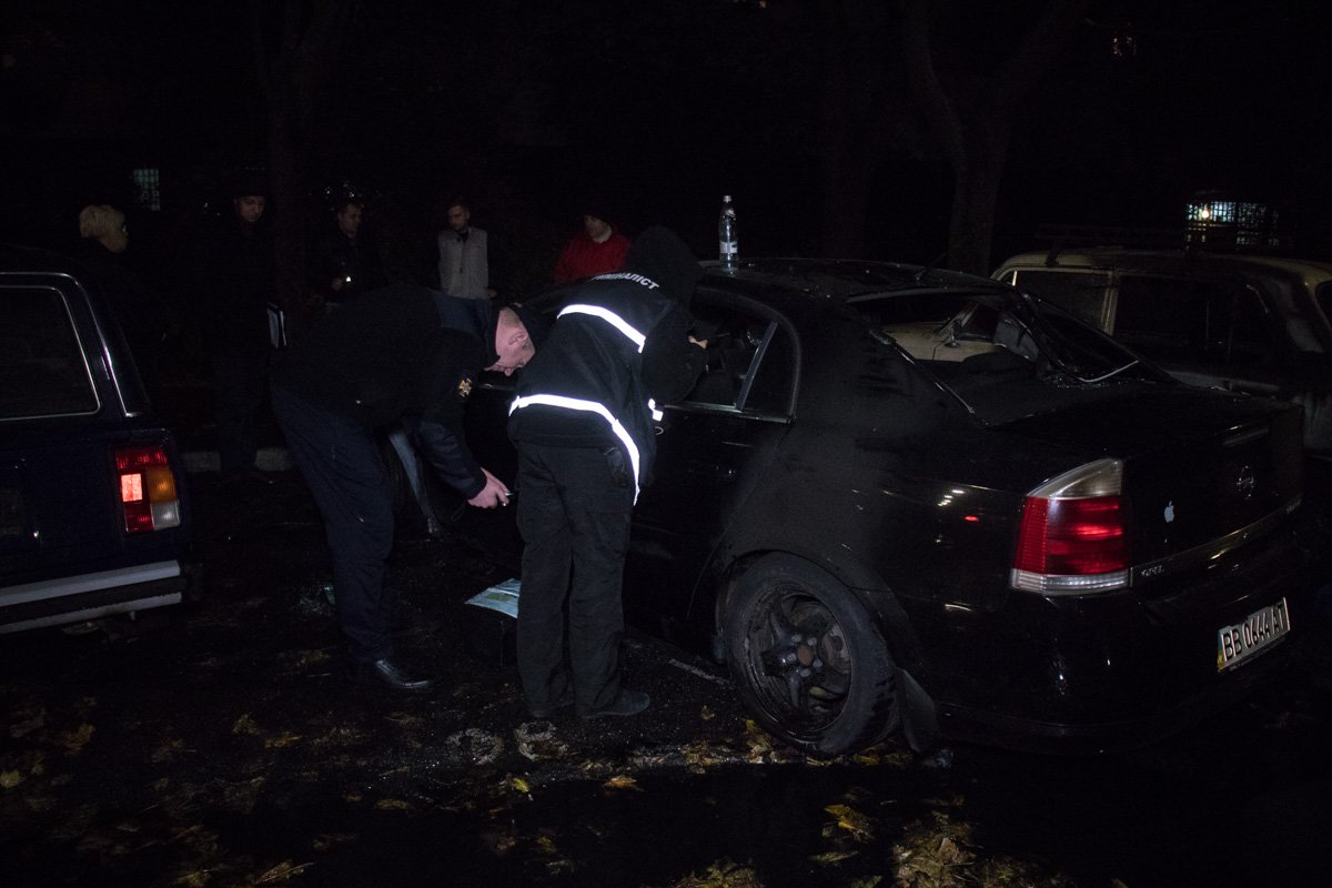 У Opel полностью выгорел двигатель