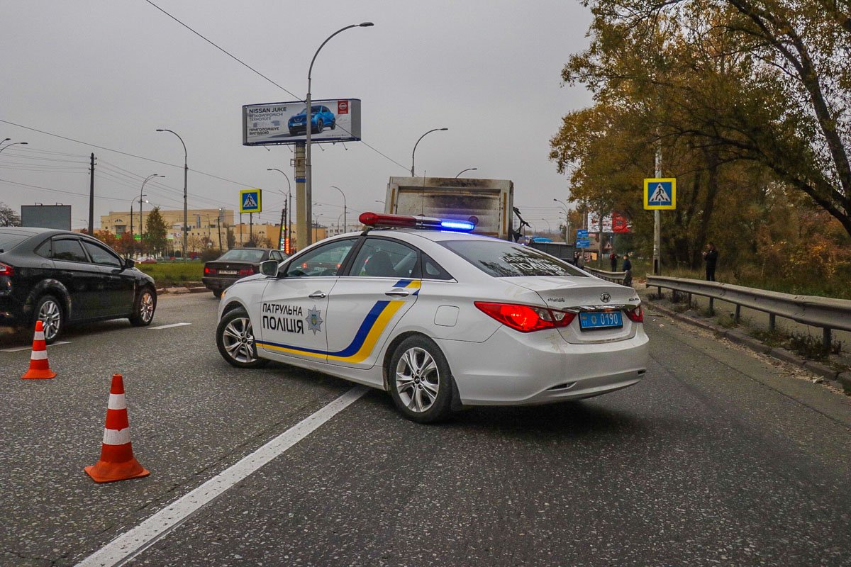 На месте работает патрульная полиция, медики