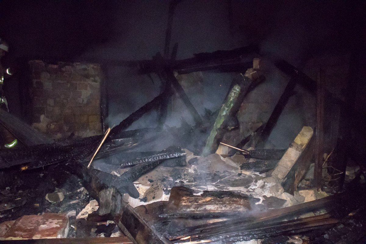 Жилища сгорели очень быстро Жилища сгорели очень быстро