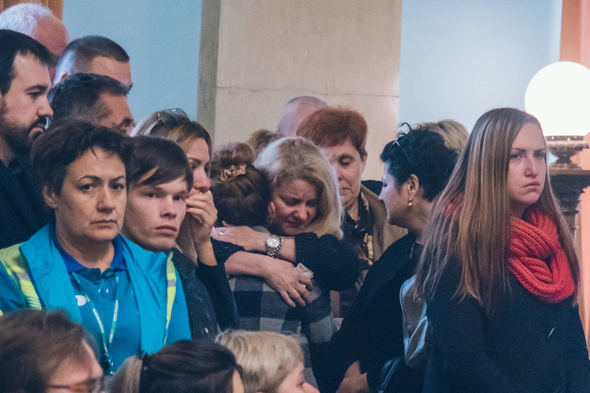 В Октябрьском дворце, состоялась церемония прощания с актрисой Dizel Show Мариной Поплавской